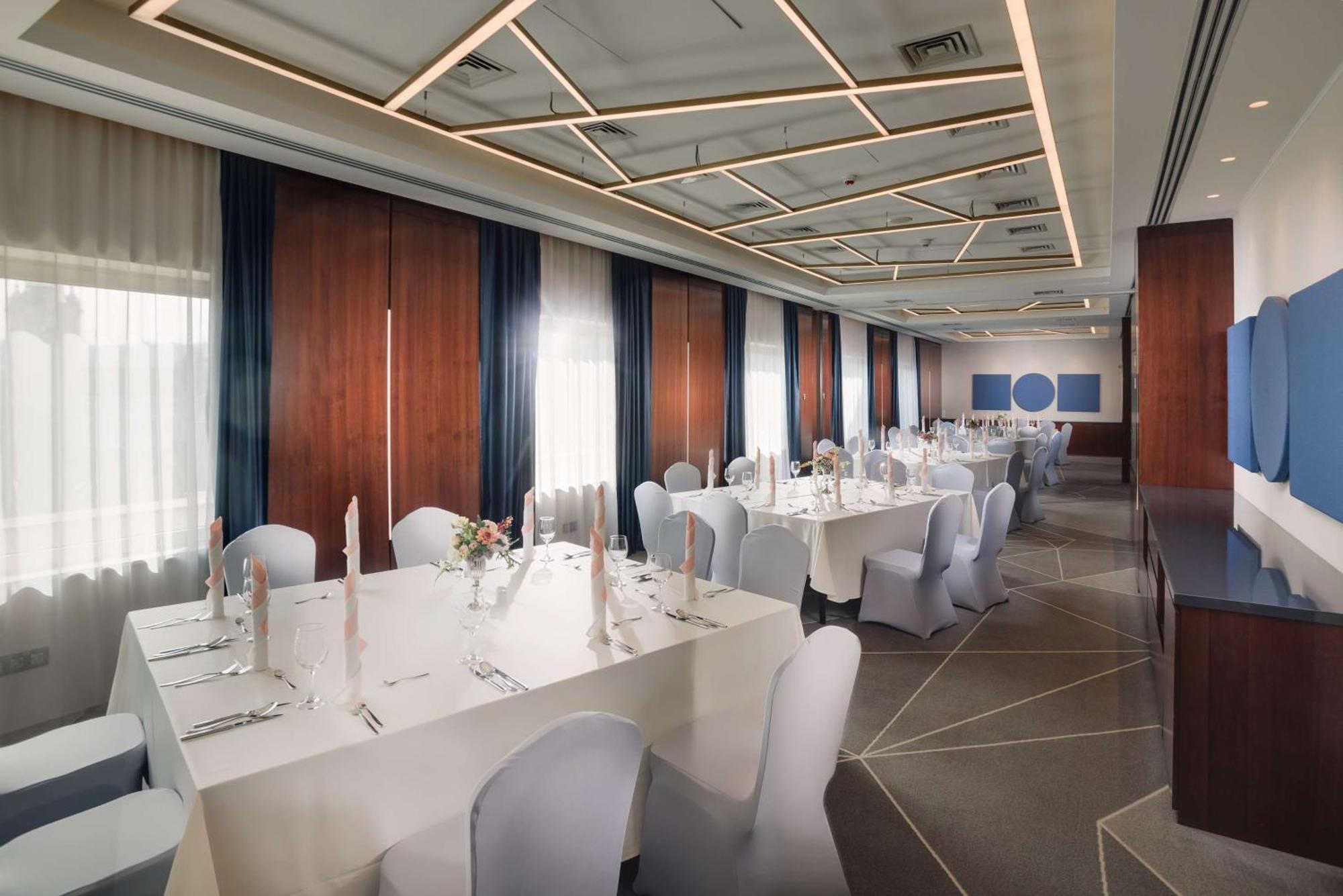 Doubletree By Hilton Hotel Cluj - City Plaza Exterior foto The ballroom